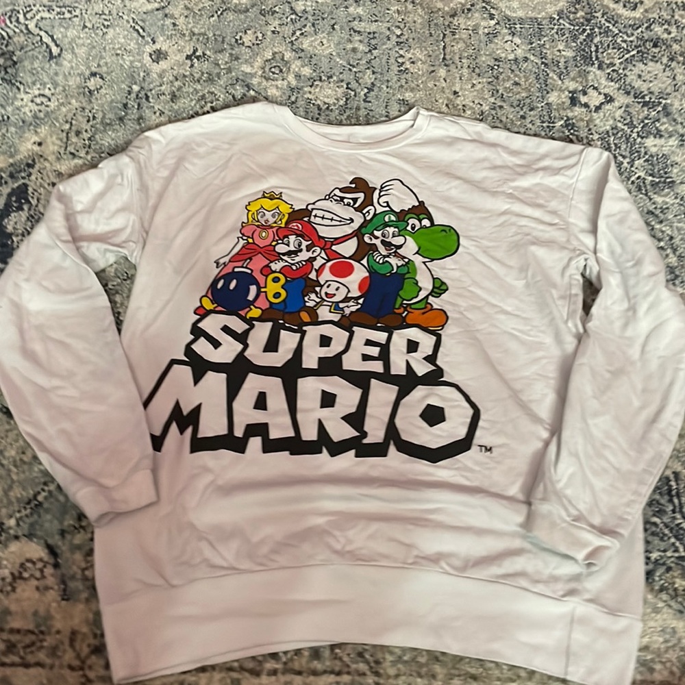 size xs super Mario long sleeve sweater top
